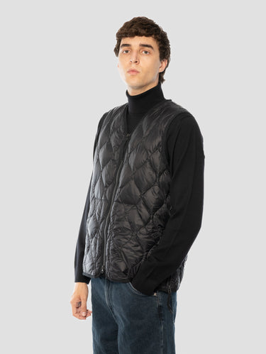 Gilet léger matelassé à motifs ondulés noir