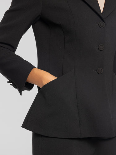 Einreihige Jacke aus Crêpe Schwarz