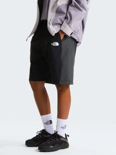 THE NORTH FACE-Shorts con Inserti e Cinta Nero-TRYME Shop