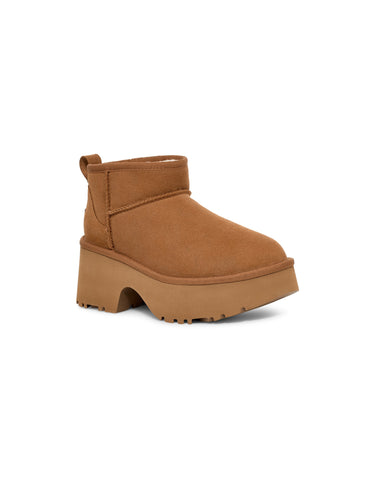 Ultra Mini Stiefeletten mit Absatz Kastanie