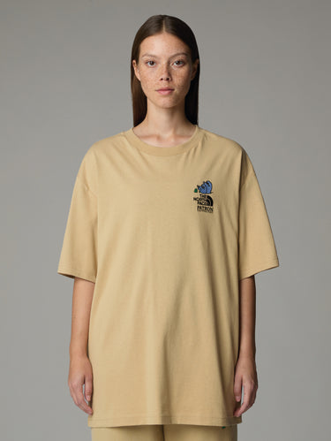 THE NORTH FACE-T-shirt Unisex Plasticfree Peaks Khaki-TRYME Shop