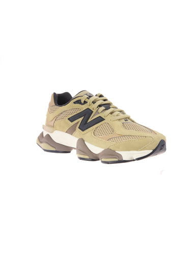 Sneakers da Donna Futuristica 9060 Incenso