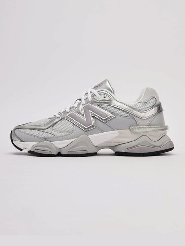 NEW BALANCE-Sneakers da Donna Futuristica 9060 Grigio/Sale-TRYME Shop