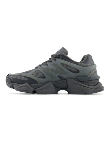 NEW BALANCE-Sneakers da Uomo Avanguardista 9060 Cemento/Nero-TRYME Shop