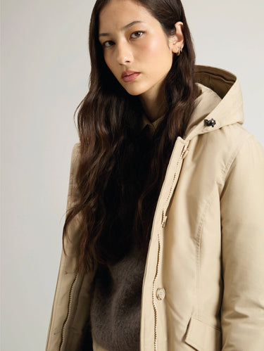 Arctic-Parka mit Kapuze aus Raccoon Beige