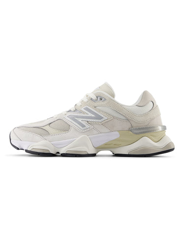 NEW BALANCE-Sneakers da Donna Futuristica 9060 Bianca-TRYME Shop
