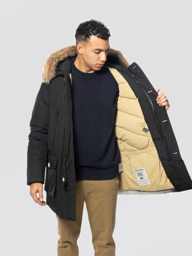 WOOLRICH-Giaccone Parka in Ramar Nero-TRYME Shop
