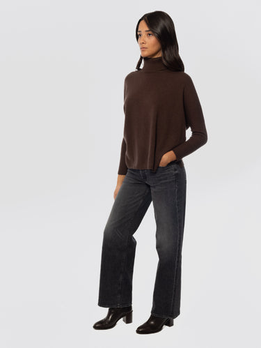 Straight and Wide Leg Jeans Gray
