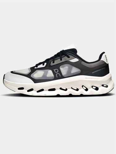 ON RUNNING-Sneakers Cloudtilt Remix da uomo Nero/Avorio-TRYME Shop