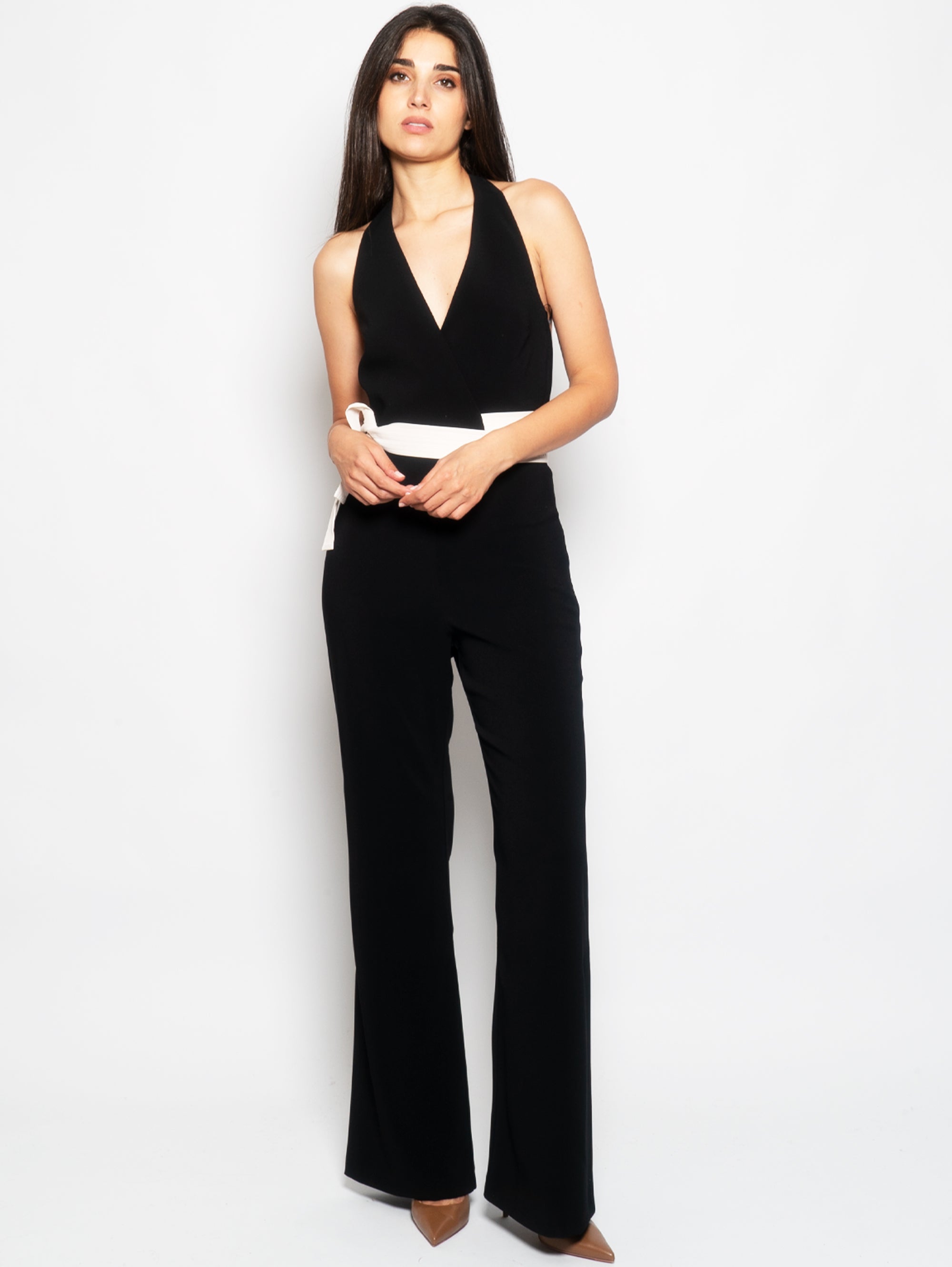 Jumpsuit with American Neckline and Black Bow