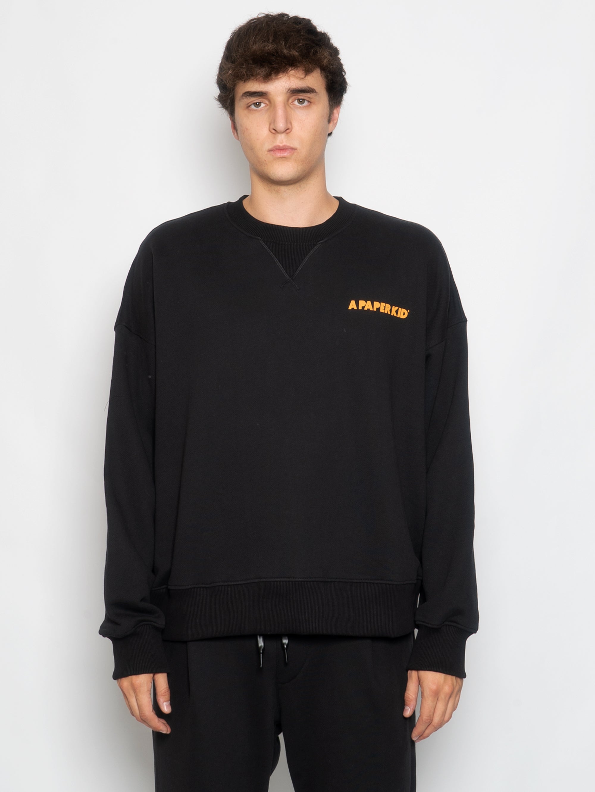 Sweatshirt mit Rundhalsausschnitt und Maxi-Print hinten in Schwarz