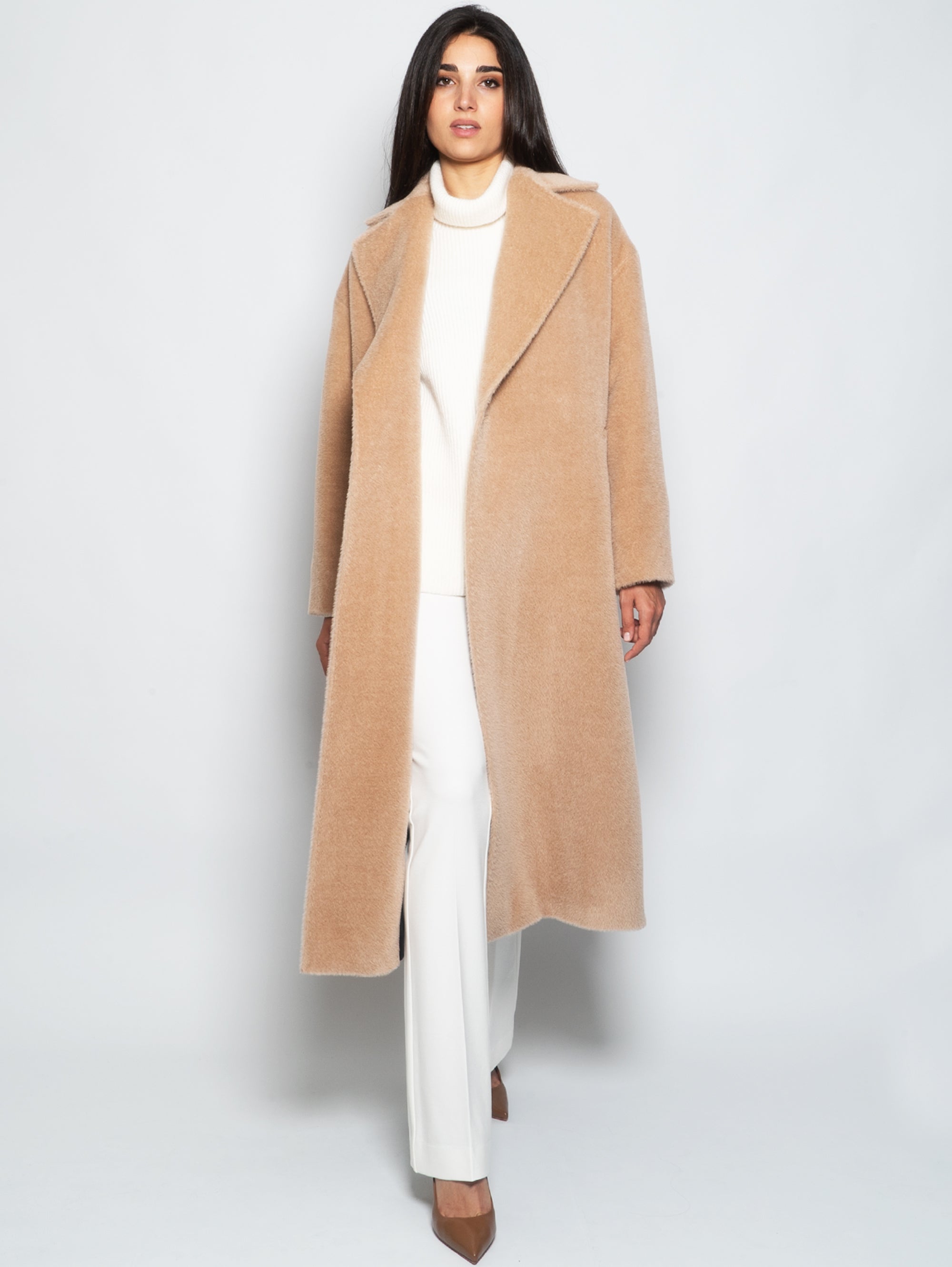 Cappotto con Cintura in Beaver di Lana Beige