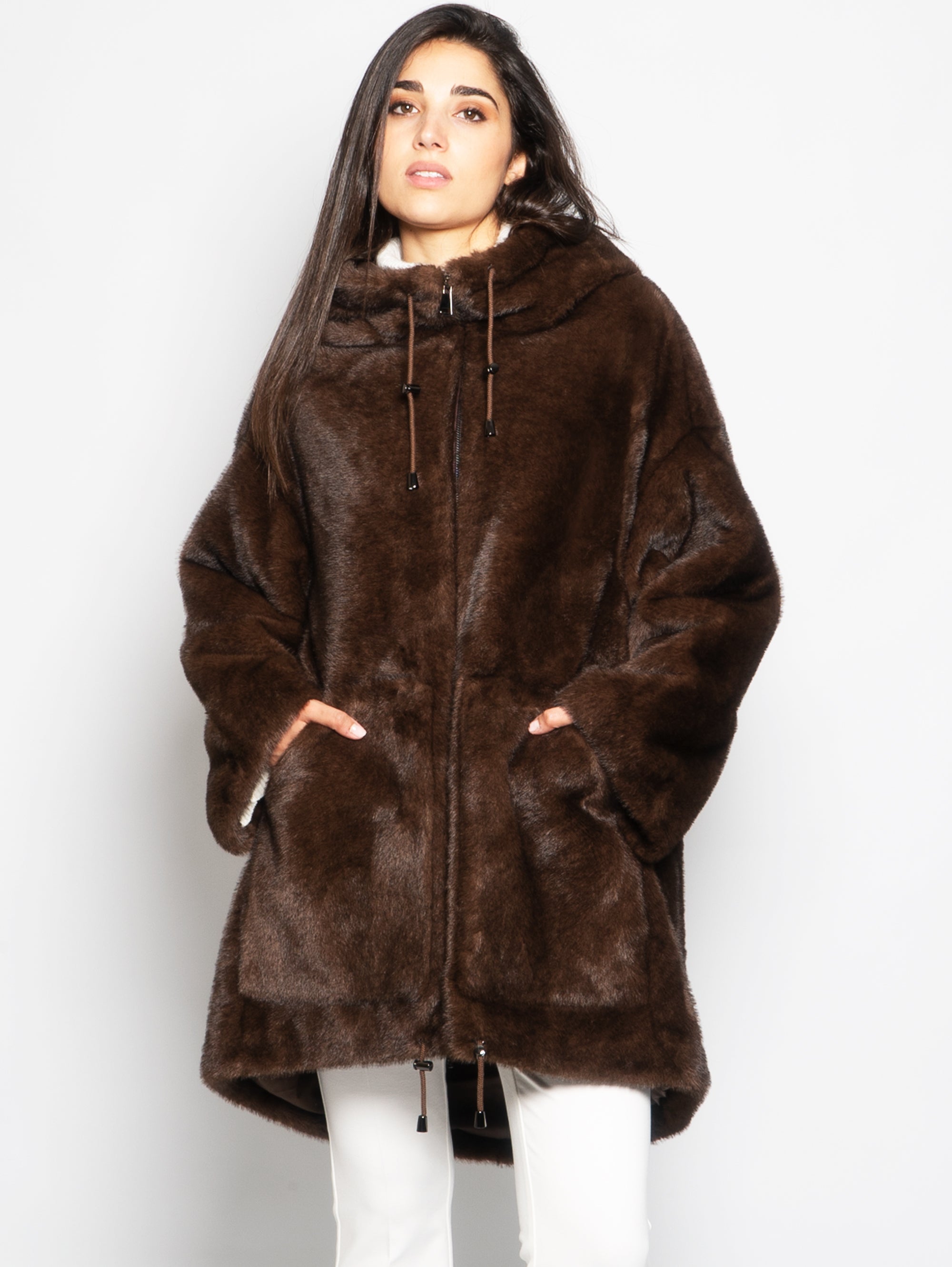 Piumino lungo Add femminile con cappuccio e pelliccia grigio KAW104 Piumino lungo Add femminile con cappuccio e pelliccia grigio KAW104