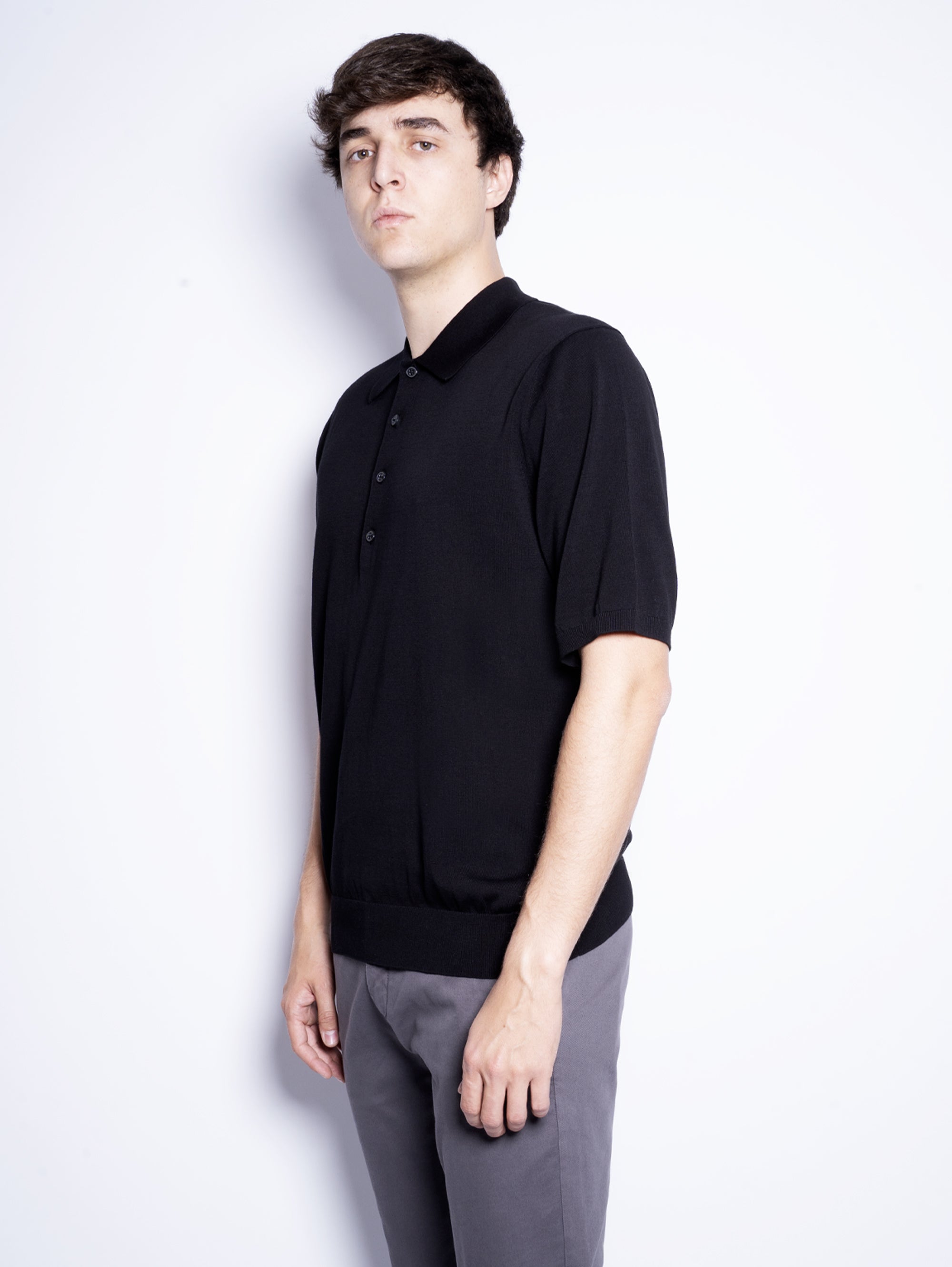 Polo shirt in black extrafine cotton