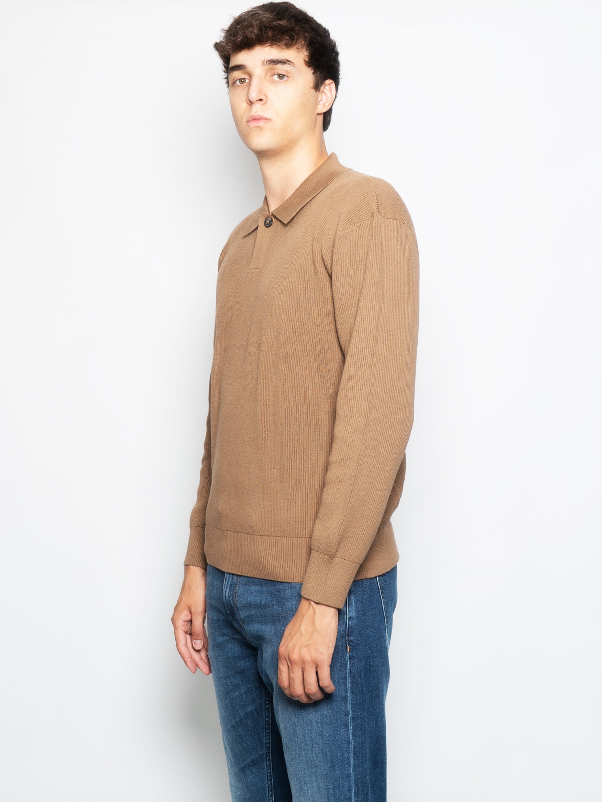 Long Sleeve Polo Shirt in Brown Ribbed Knit