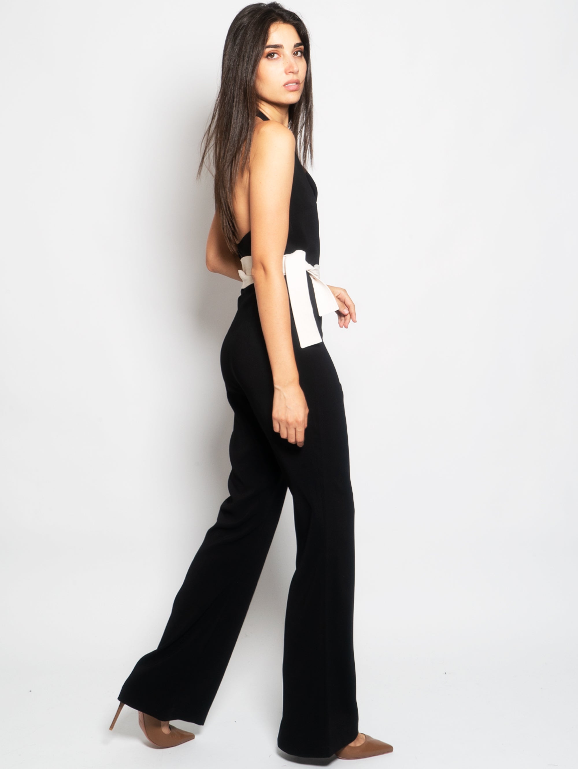 Jumpsuit with American Neckline and Black Bow