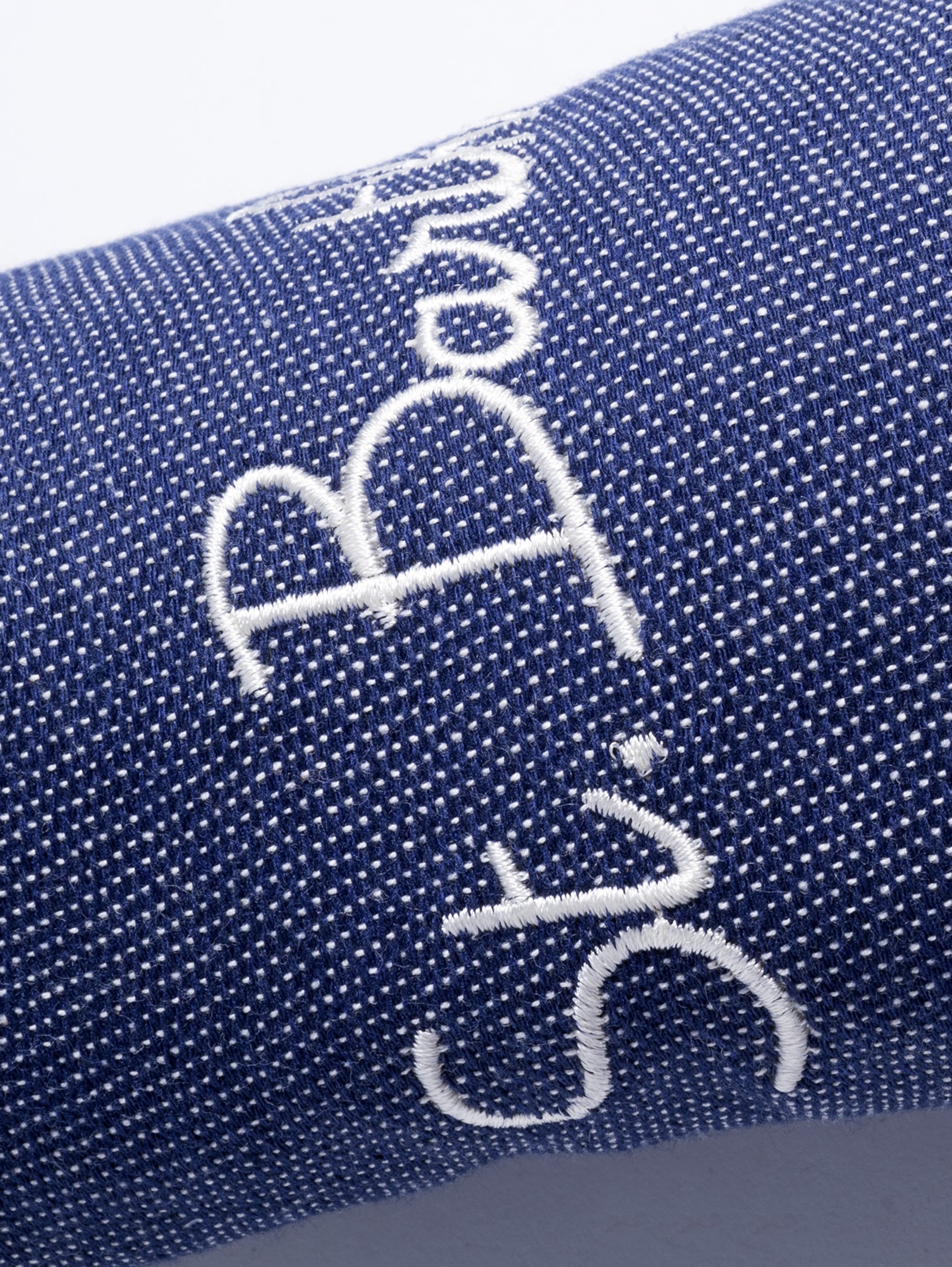Strandtuch aus Baumwolle mit blauem Radical Buti-Muster