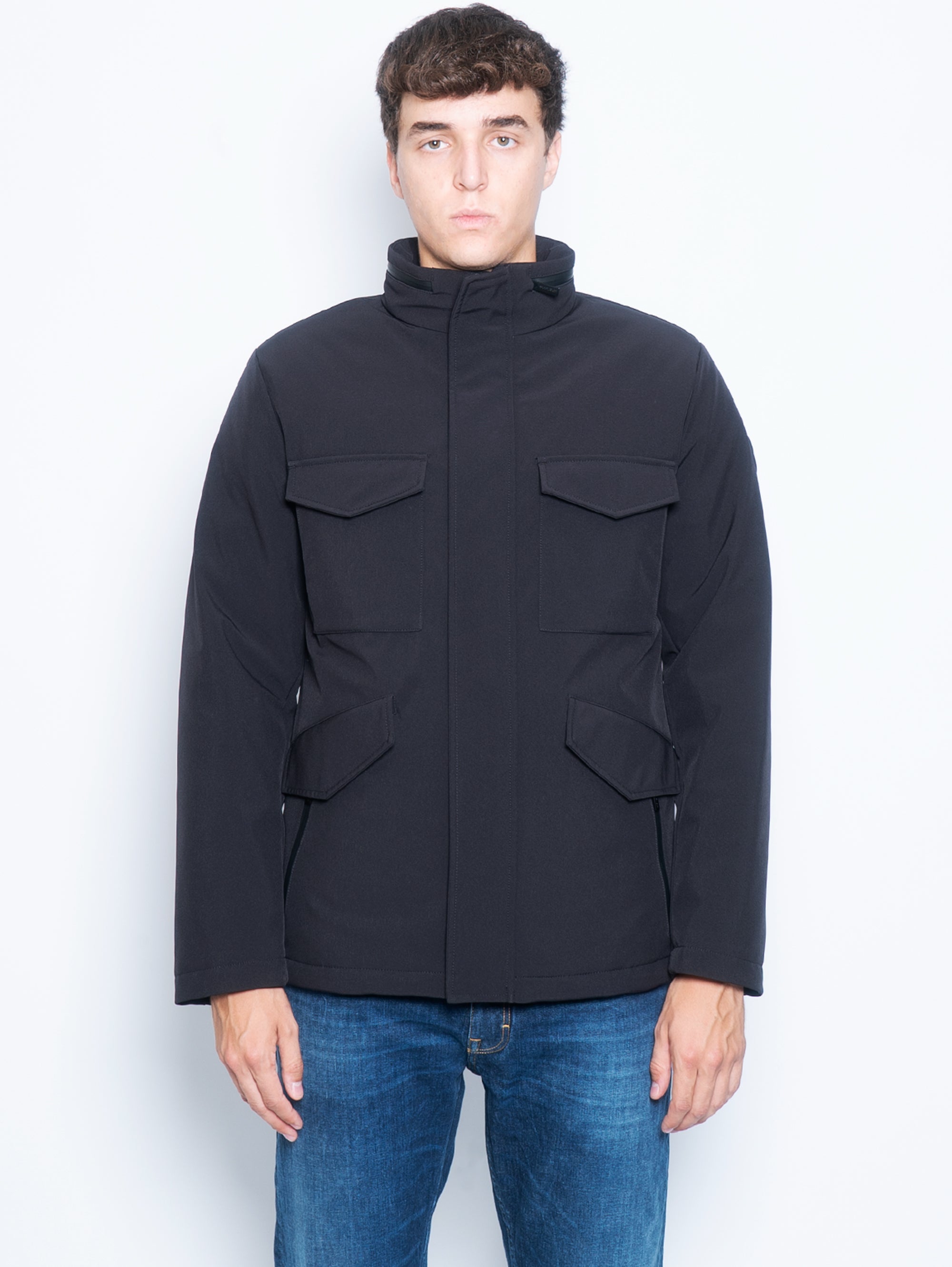 WOOLRICH-Giacca Field in Membrana Softshell Nero-TRYME Shop