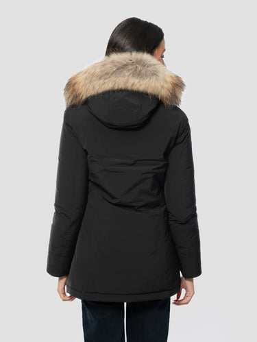 Parka de luxe avec fourrure noire