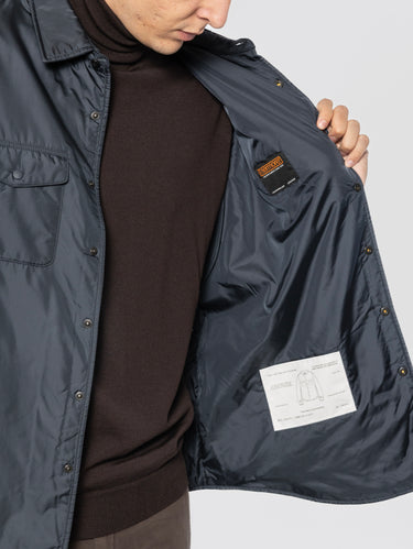 Overshirt aus Nylon mit Füllung in Blau