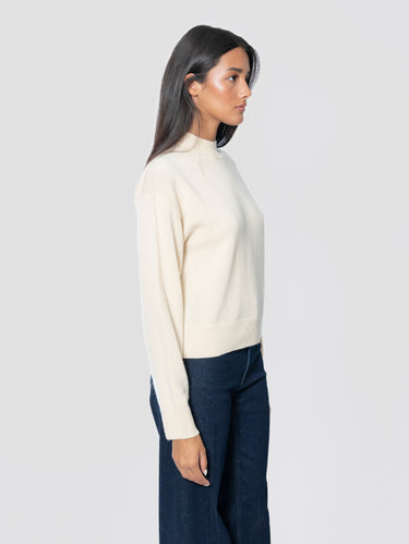 Maglia Collo Lupetto in Cashmere Beige