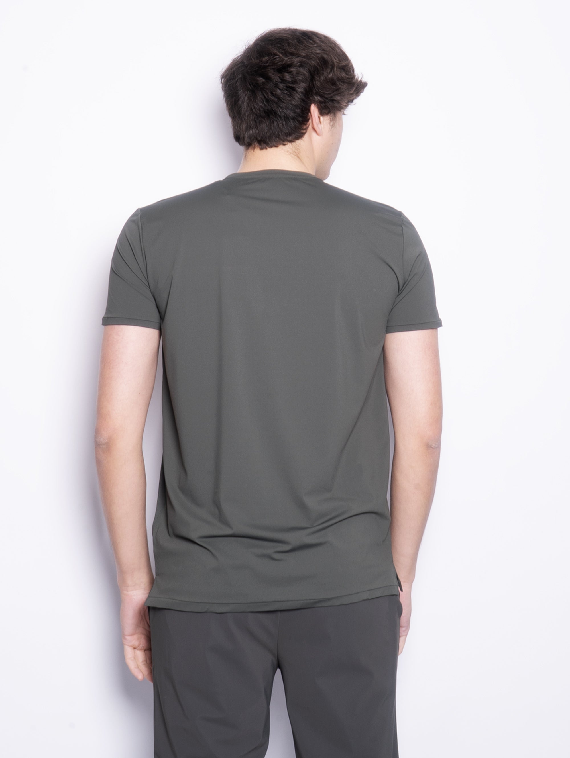 T-shirt in breathable fabric with Bosco pocket