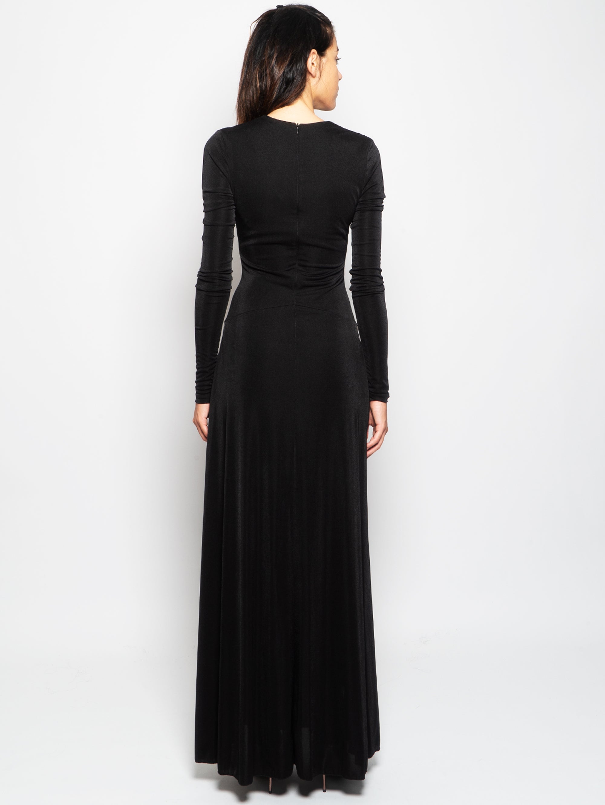 Langes Kleid mit breiten Schlitzen in Schwarz