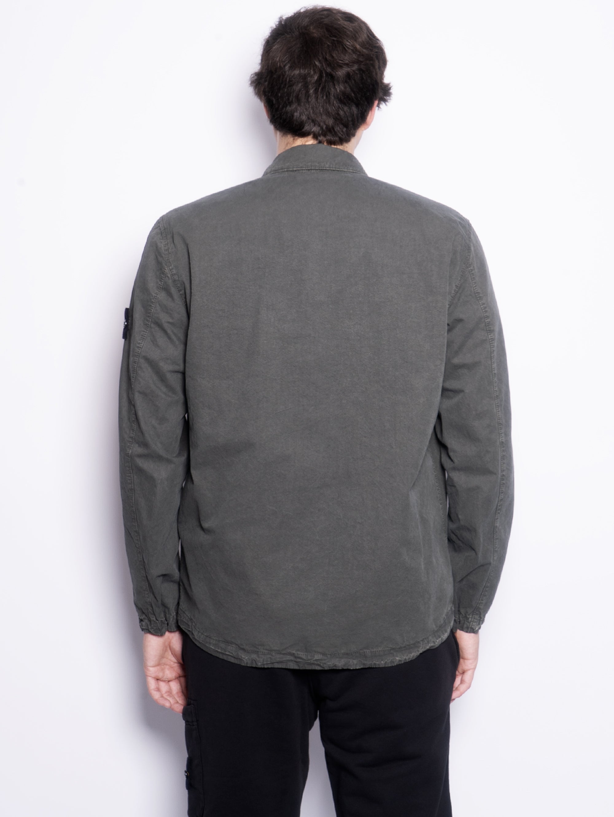 Garment-dyed overshirt with old moss effect