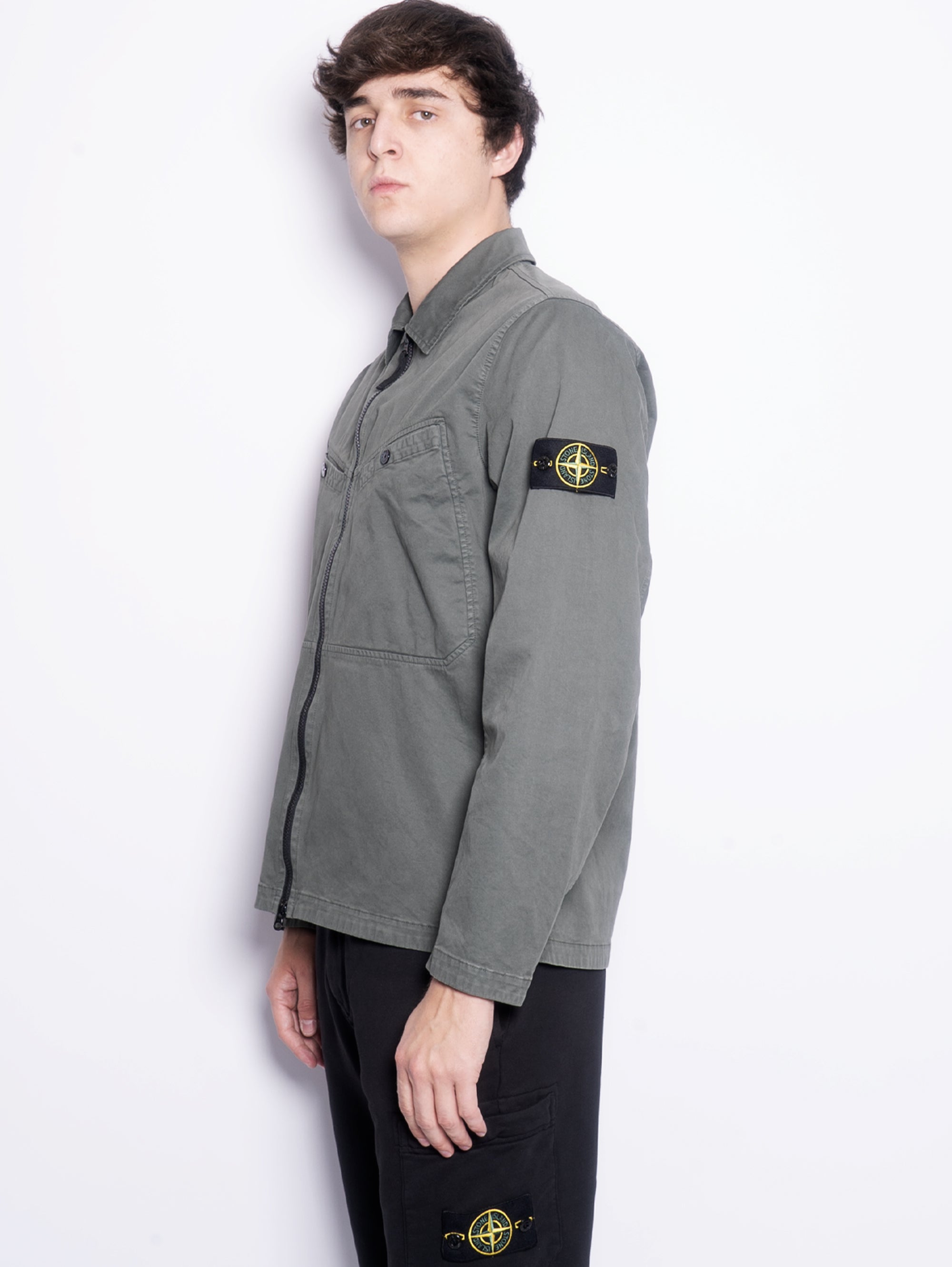 Overshirt in Organic Twill with Old Moss treatment