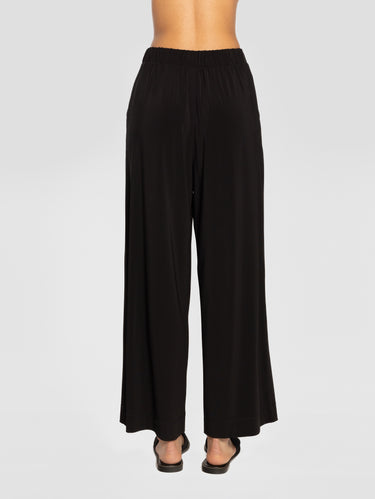Pantalone Cropped in Viscosa Crepe Savio Nero