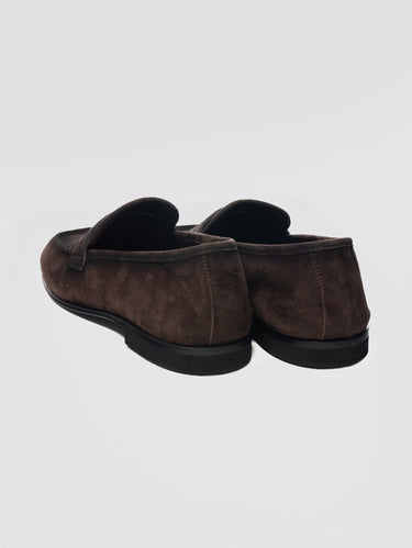 Mocassins in donkerbruine suède