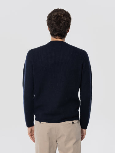 Pull côtelé en laine mérinos bleu nuit
