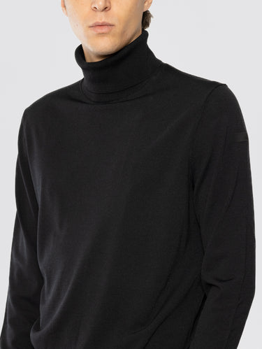 Stretch Yarn Turtleneck Sweater Black