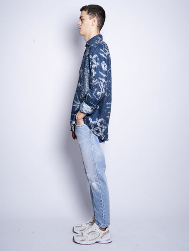 Chemise en lin indigo avec imprimé ethnique bleu