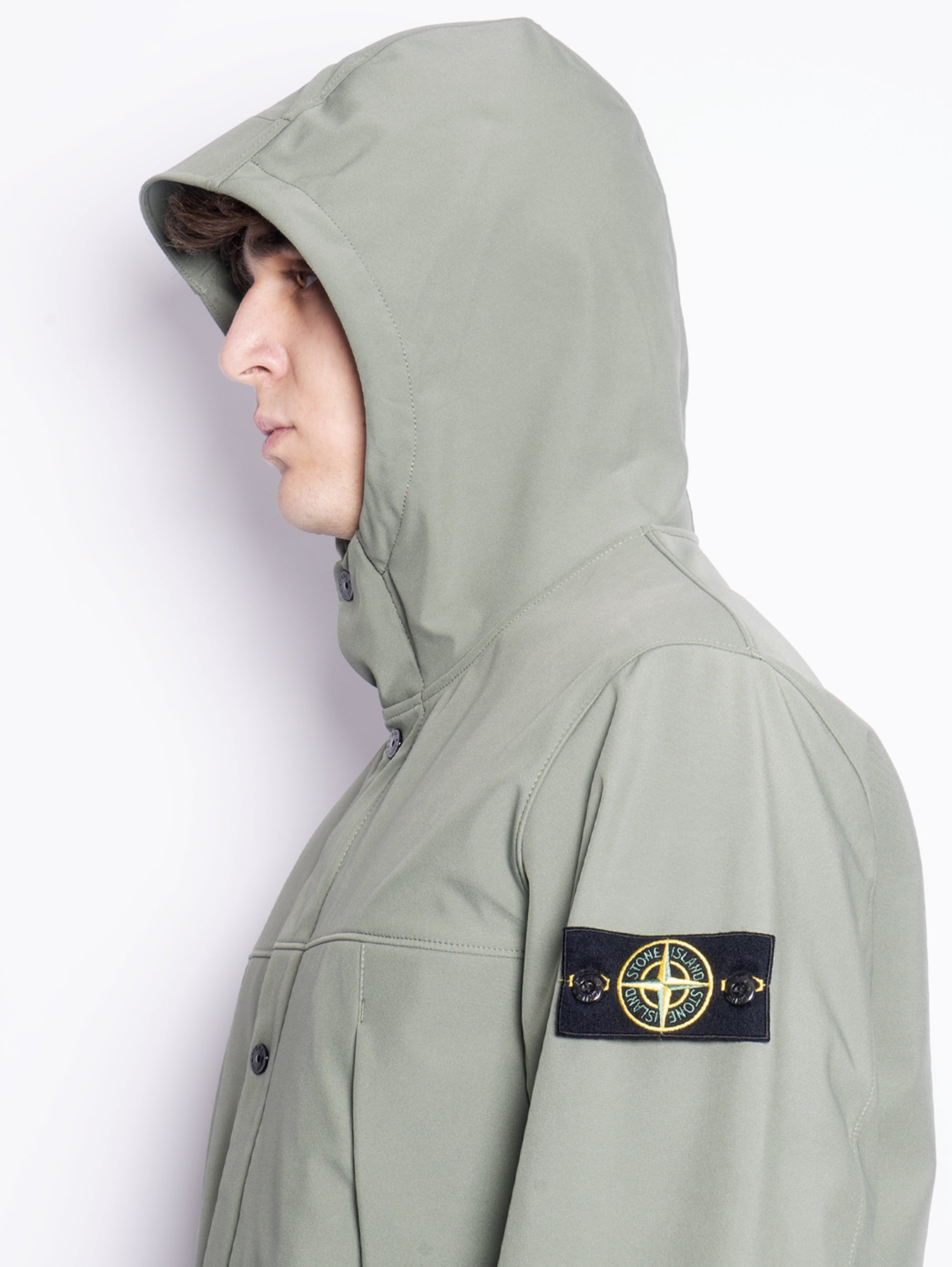 Jacket with hood in moss performance material