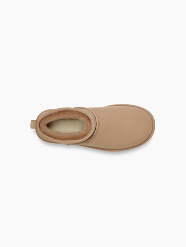 Ultra-Mini Classic-Lammfellstiefel in Sandfarben
