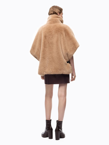 Cappa in Ecofur Aspen con Collo Alto Toupe