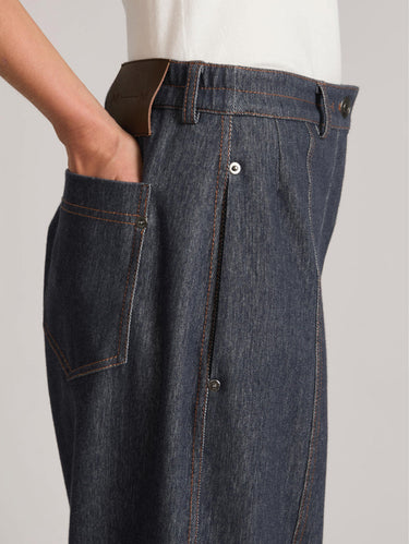 Jeans mit weitem Bein in Blau