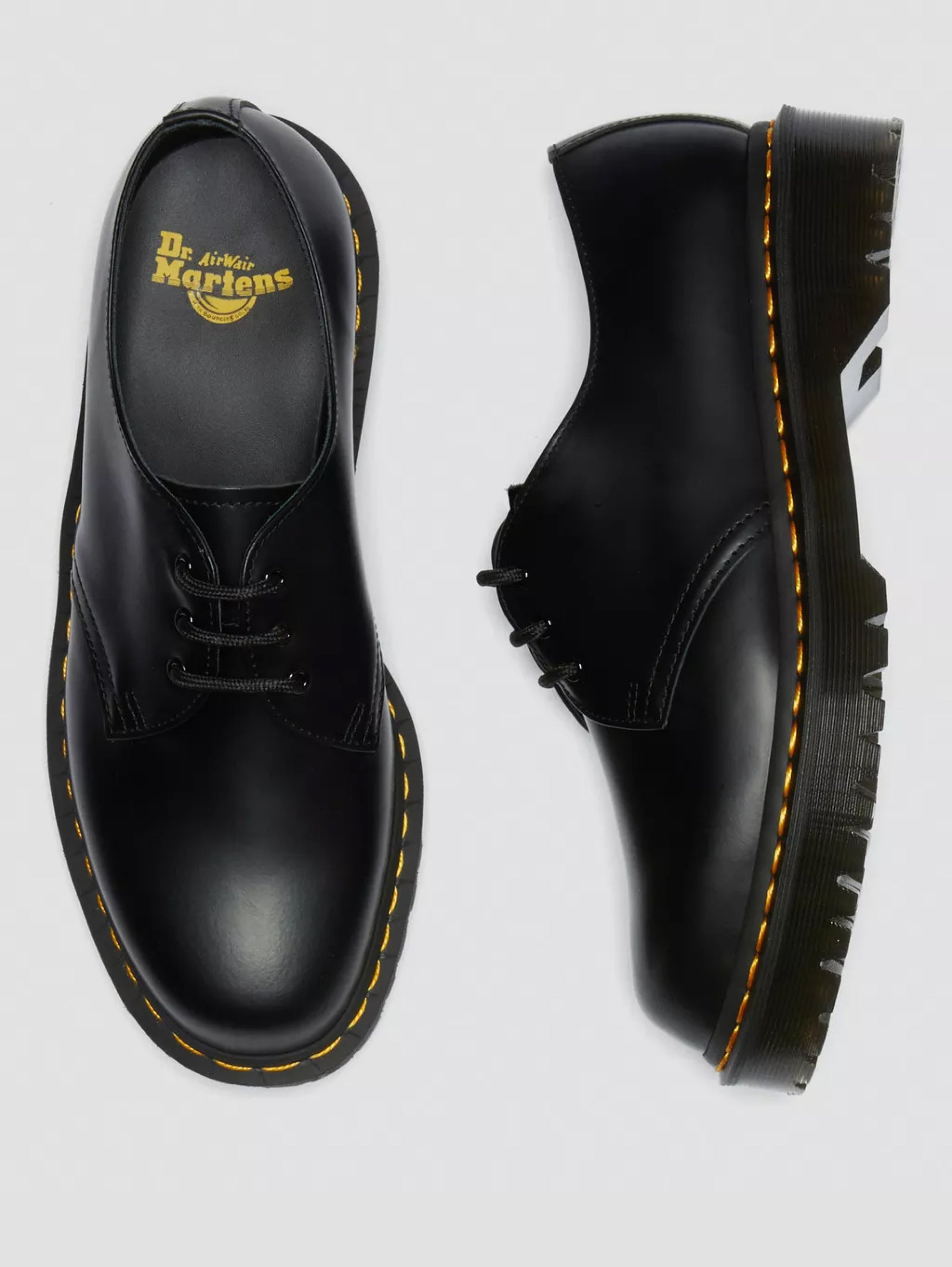 Oxford-Schuhe mit schwarzer Bex-Sohle