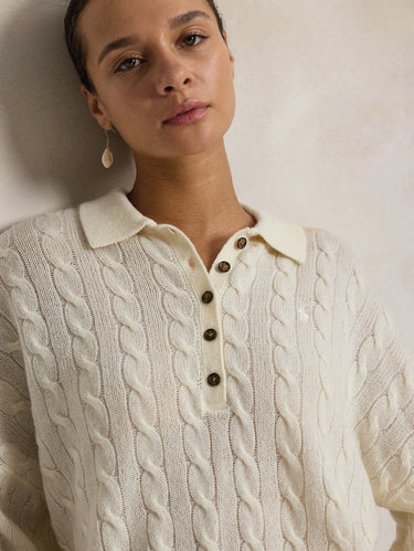 Maglia in Lana a Trecce con collo Polo Crema