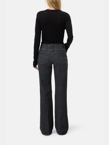 Gillan-Jeans mit ausgestelltem Bein Schwarz