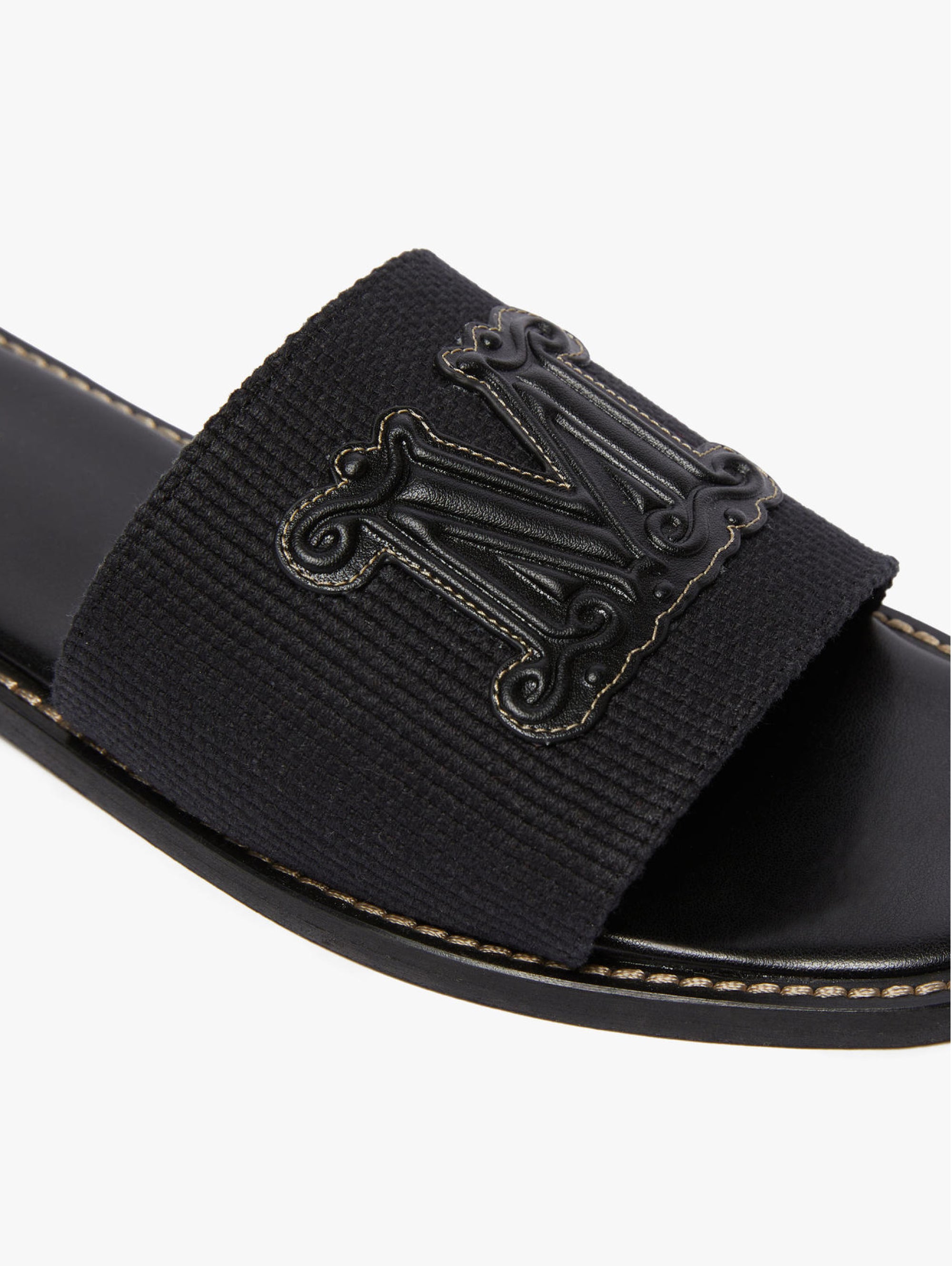 Slider-Sandalen aus Segeltuch mit schwarzem Monogramm