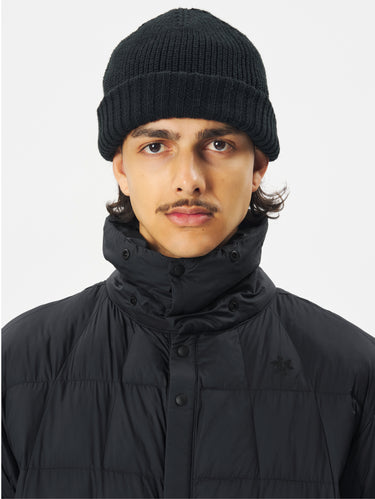 Cappello con Risvolto e Membrana Windstopper Nero