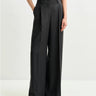 ESSENTIEL ANTWERP-Pantaloni Ampi con Pieghe Stirate Gessato Nero-TRYME Shop