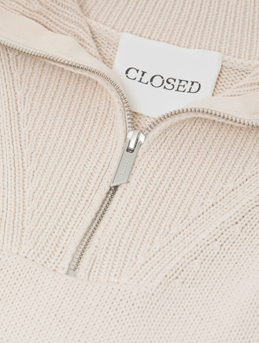 Kurzer Pullover mit halbem Reißverschluss Beige