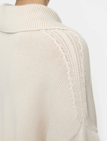 Kurzer Pullover mit halbem Reißverschluss Beige