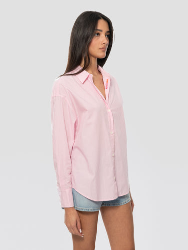 Hemd mit rosa/weiß gestreiften Stickereien