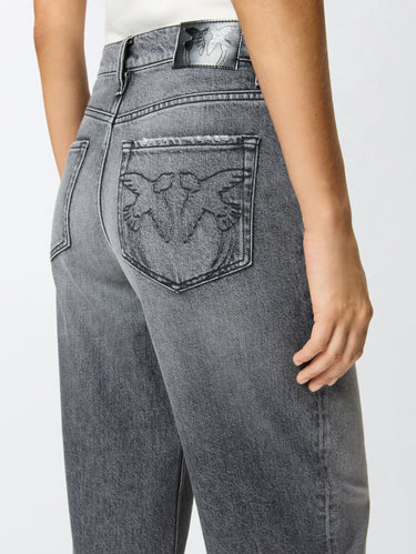 Jeans Balloon Fit mit ballonförmigem Bein in Grau