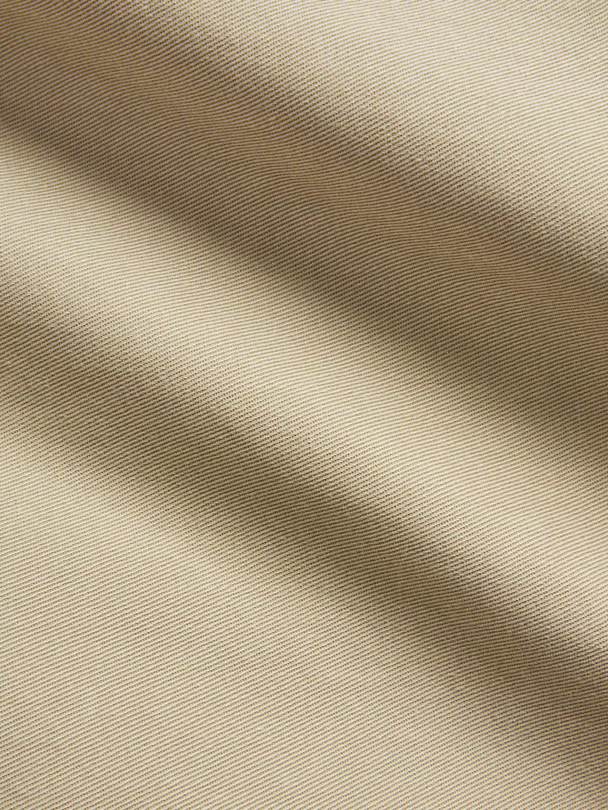 Khakifarbenes Twillhemd mit aufgesetzten Taschen