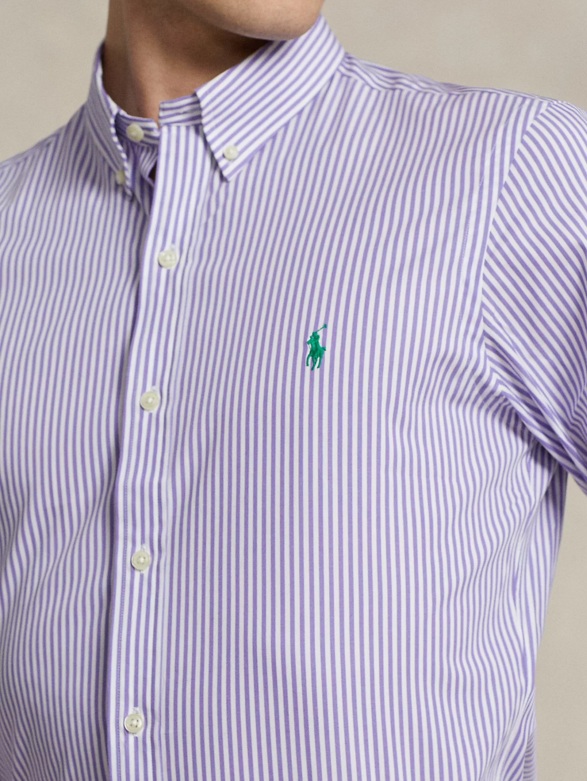 Lavendel/weiß gestreiftes Stretch-Popeline-Hemd